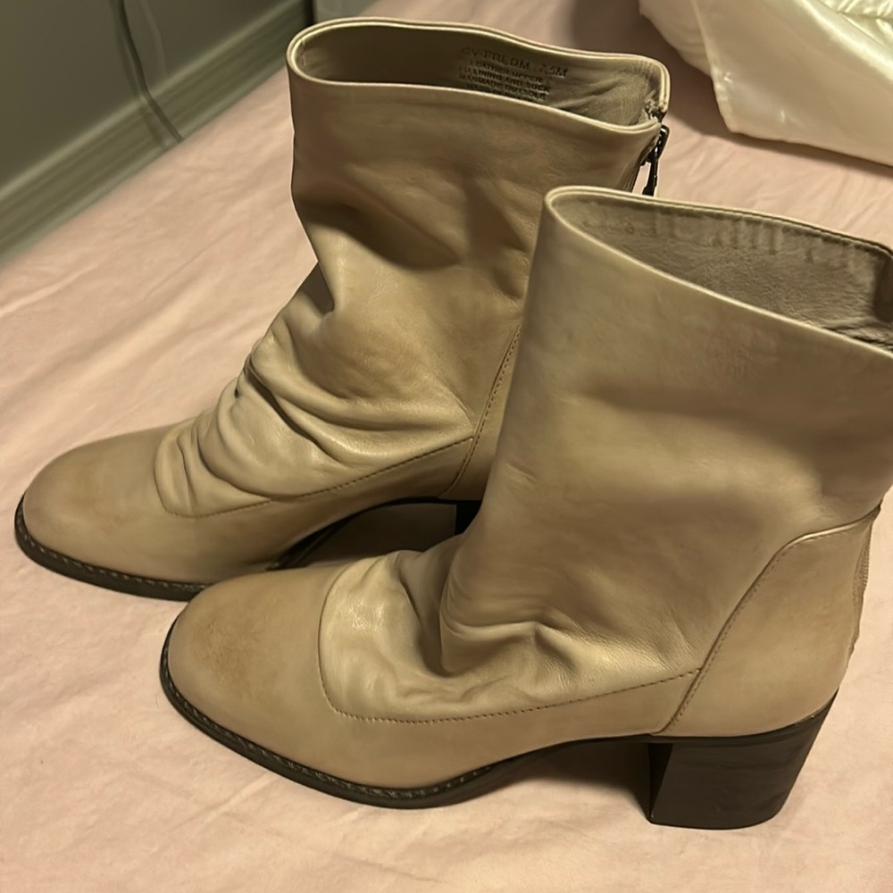 Beautiful Chealsea and Violet boots never worn